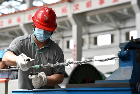 钱江山：潜心笃志，只为每一根电缆