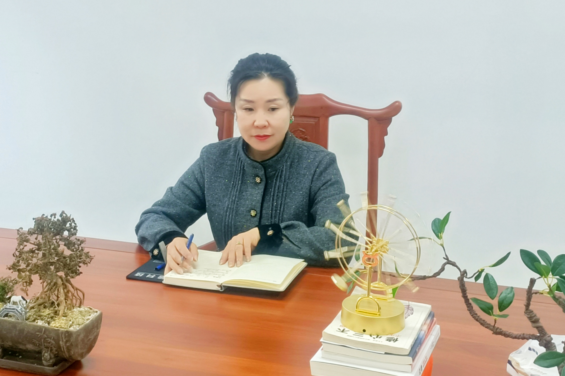 真正的热爱，铸就销售女王——访云顶集团电缆营销经理杨华