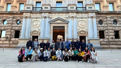 与西葡有约丨云顶集团2025年度高管、营销精英团队穿越伊比利亚，共赴一场阳光与历史的盛宴！